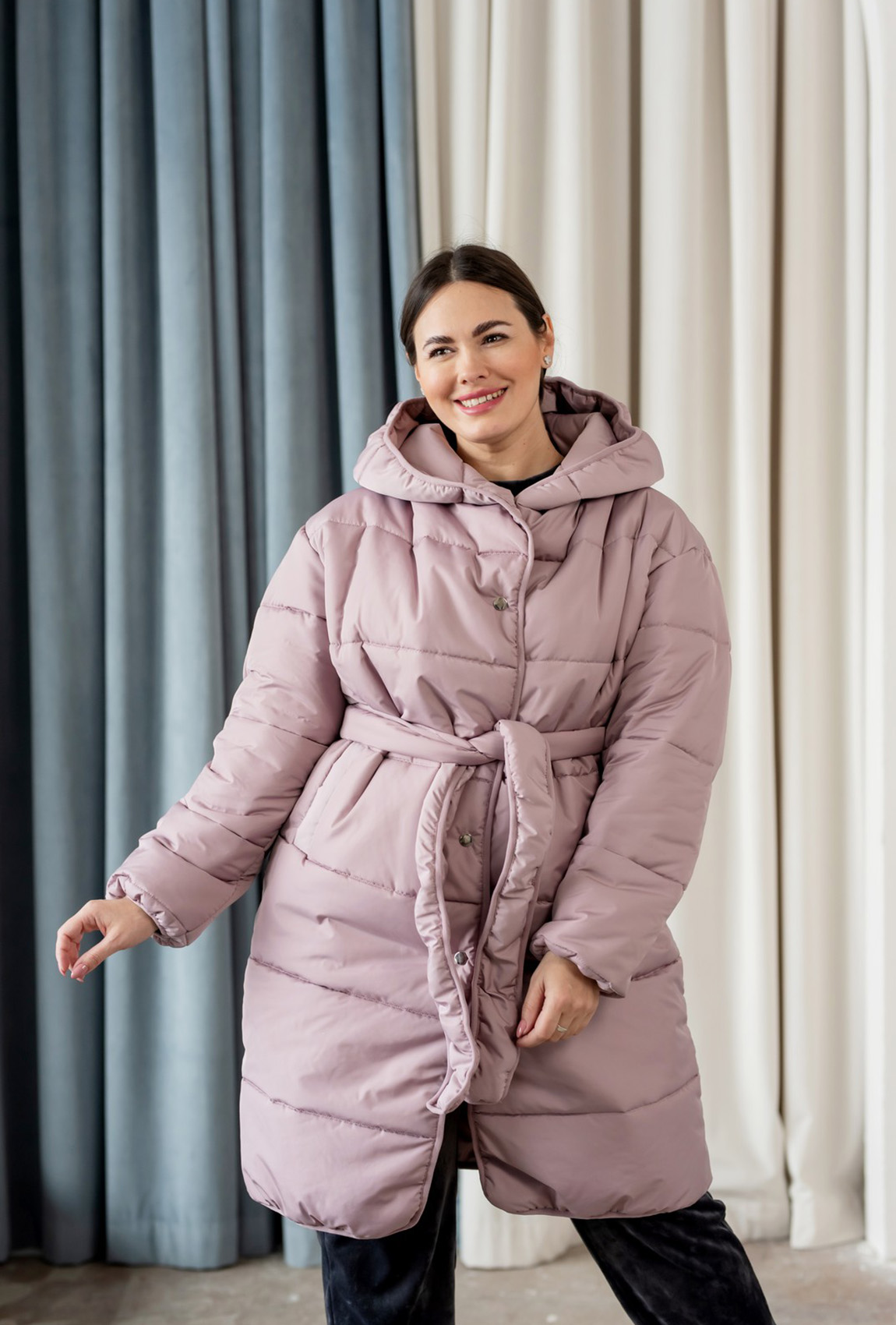 Пудровое зимнее пальто — 705446. Maritel. Изображенние 2 Пудровое зимнее пальто — 705446. Maritel. Изображенние 2