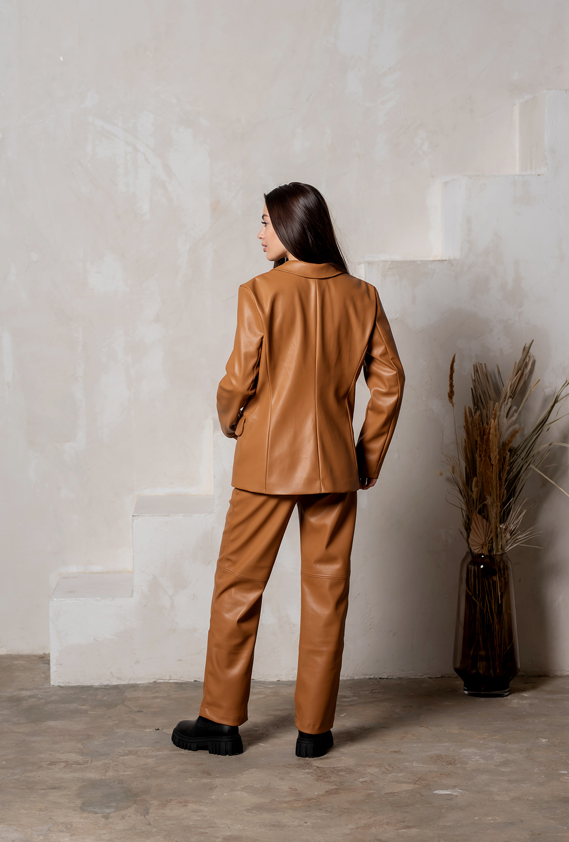 Коричневый пиджак экокожа —  724170. Maritel. Изображенние 2