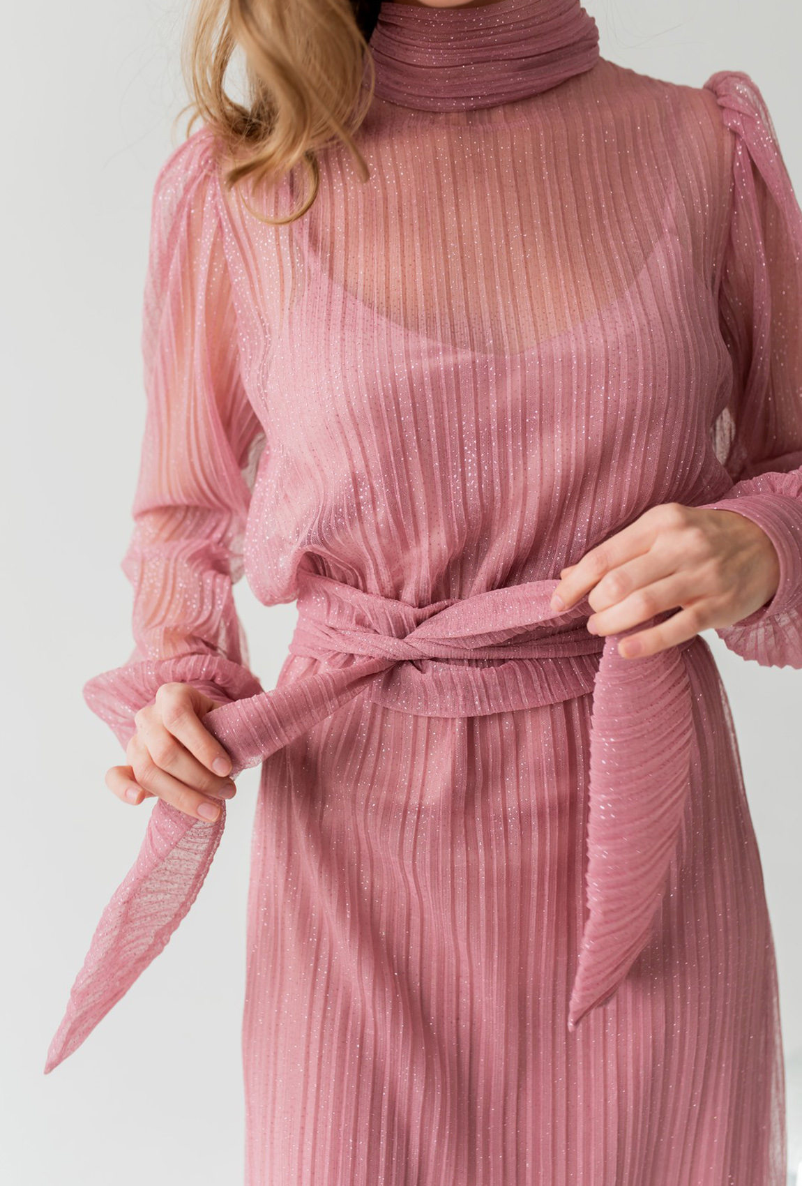 Пудрова шифонова сукня з гофре —  964455. Maritel. Зображення 1