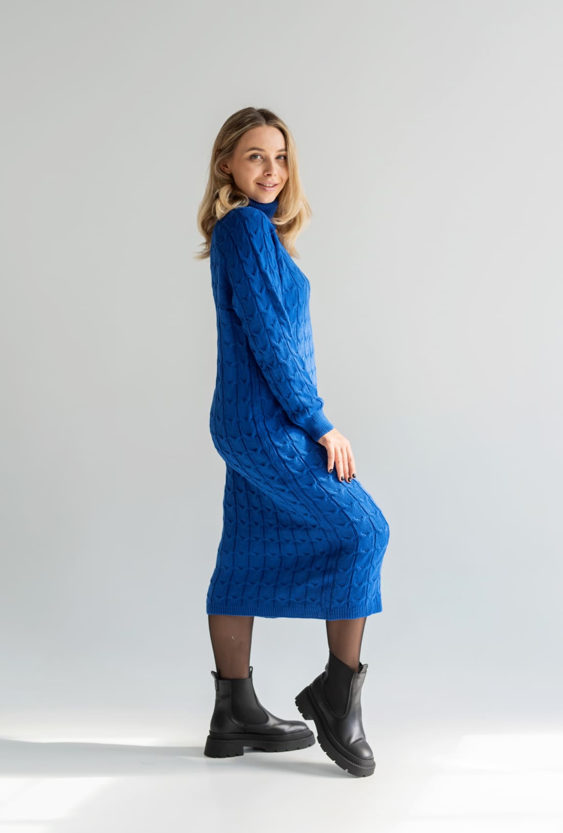 Сукня міді косичка Електрик — 463170. Maritel. Зображення 1 Сукня міді косичка Електрик — 463170. Maritel. Зображення 1