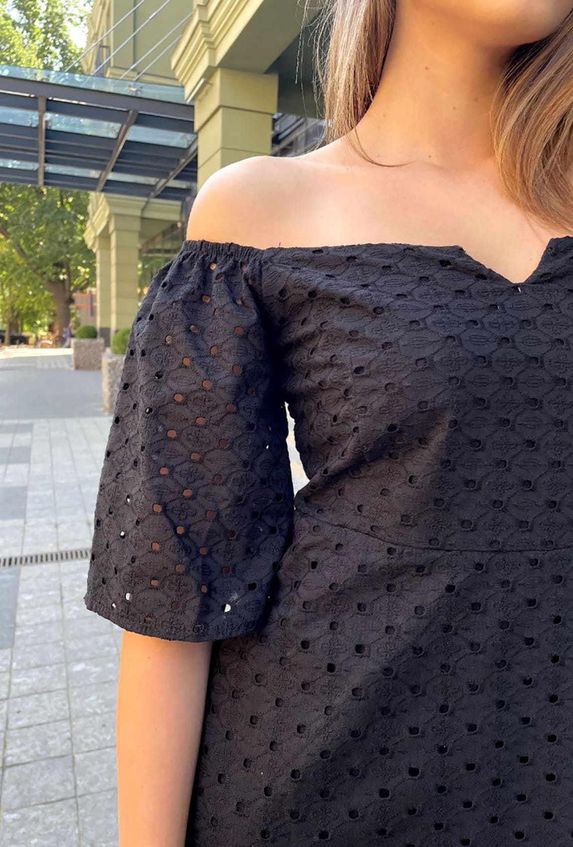 Черное платье прошва длинное с крылышками —  210099. Maritel. Изображенние 1