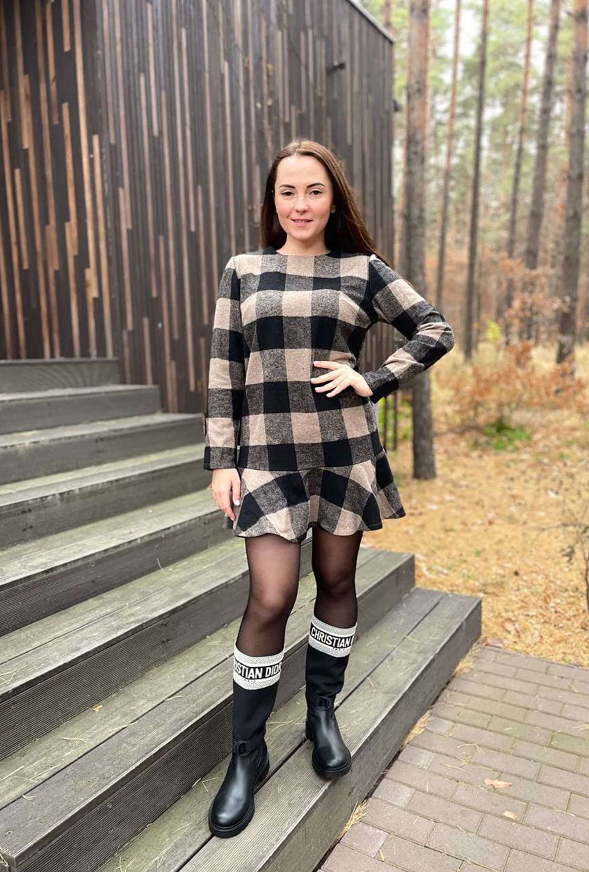 Коричневое платье в клетку — 546609. Maritel Коричневое платье в клетку — 546609. Maritel