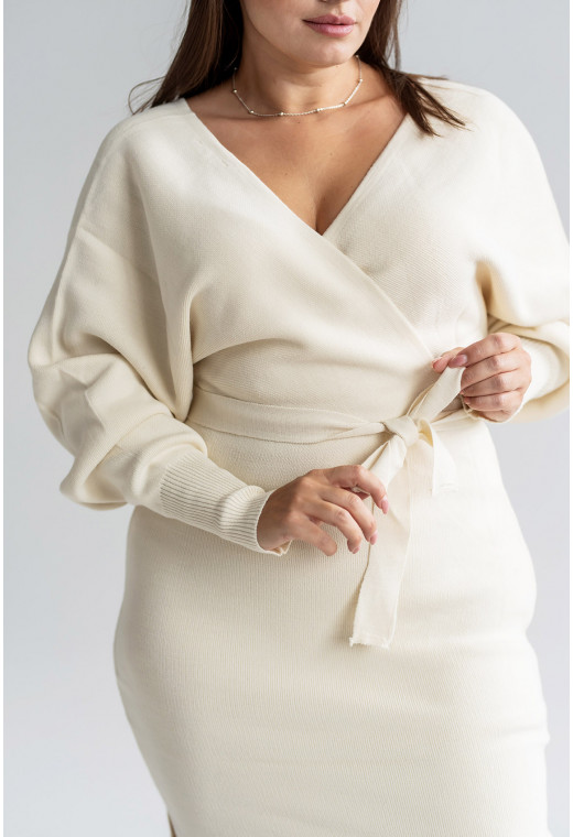 Платье вязаное с V вырезом Молоко — 891160. Maritel. Изображенние 2 Платье вязаное с V вырезом Молоко — 891160. Maritel. Изображенние 2