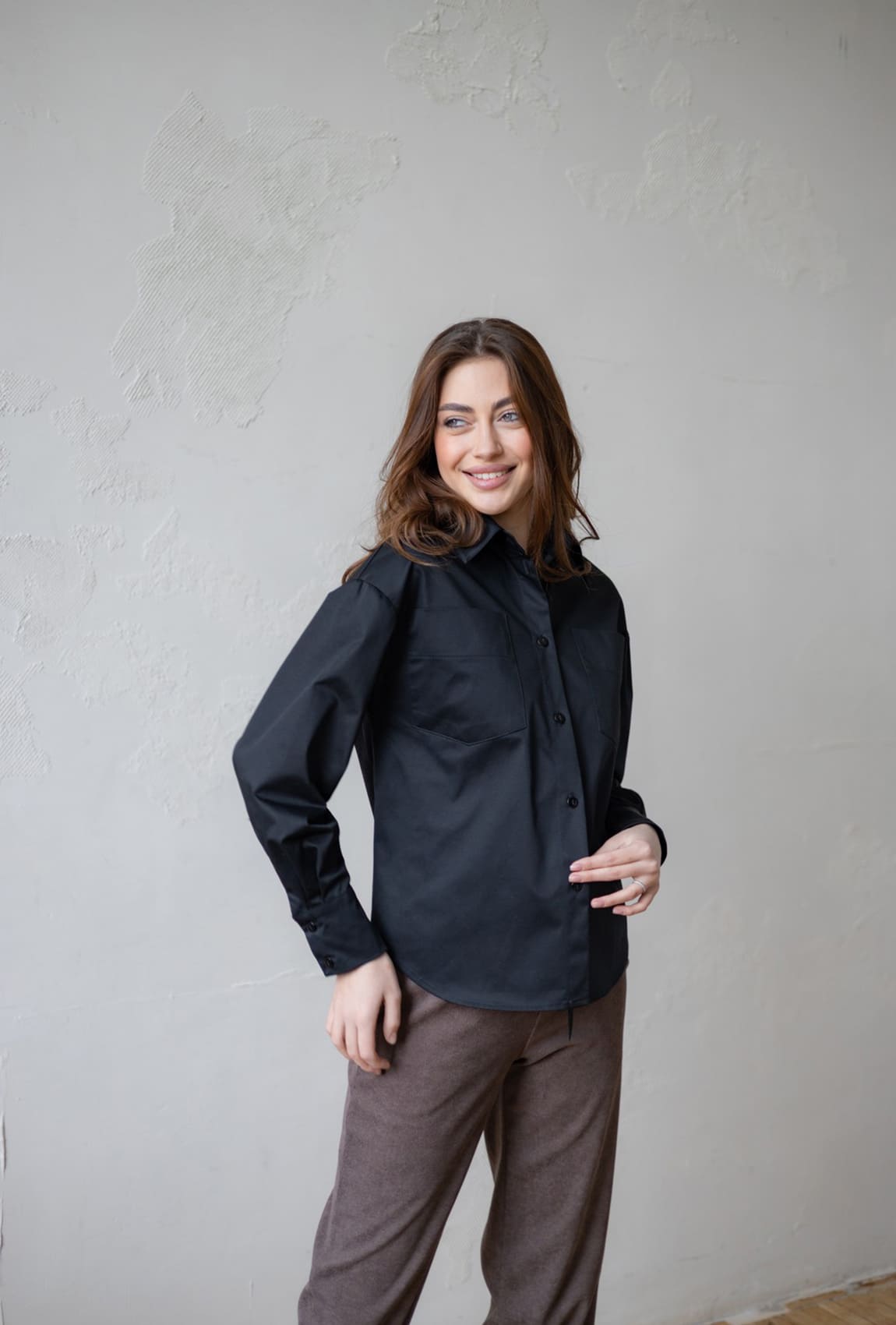 Черная котоновая рубашка — 122965. Maritel Черная котоновая рубашка — 122965. Maritel