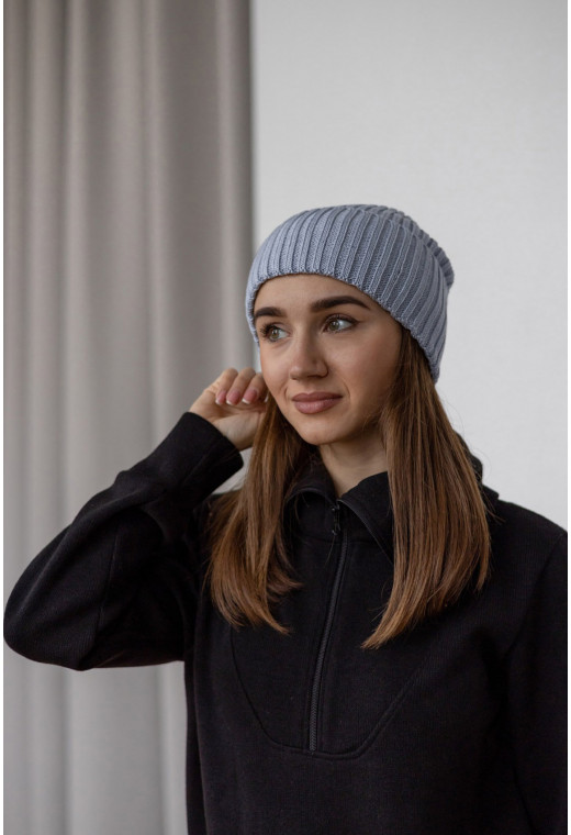 Голубая вязаная шапка в рубчик — 242788. Maritel. Изображенние 2 Голубая вязаная шапка в рубчик — 242788. Maritel. Изображенние 2