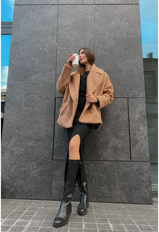 Коротка коричнева шуба з овчини — 619137. Maritel. Зображення 1 Коротка коричнева шуба з овчини — 619137. Maritel. Зображення 1