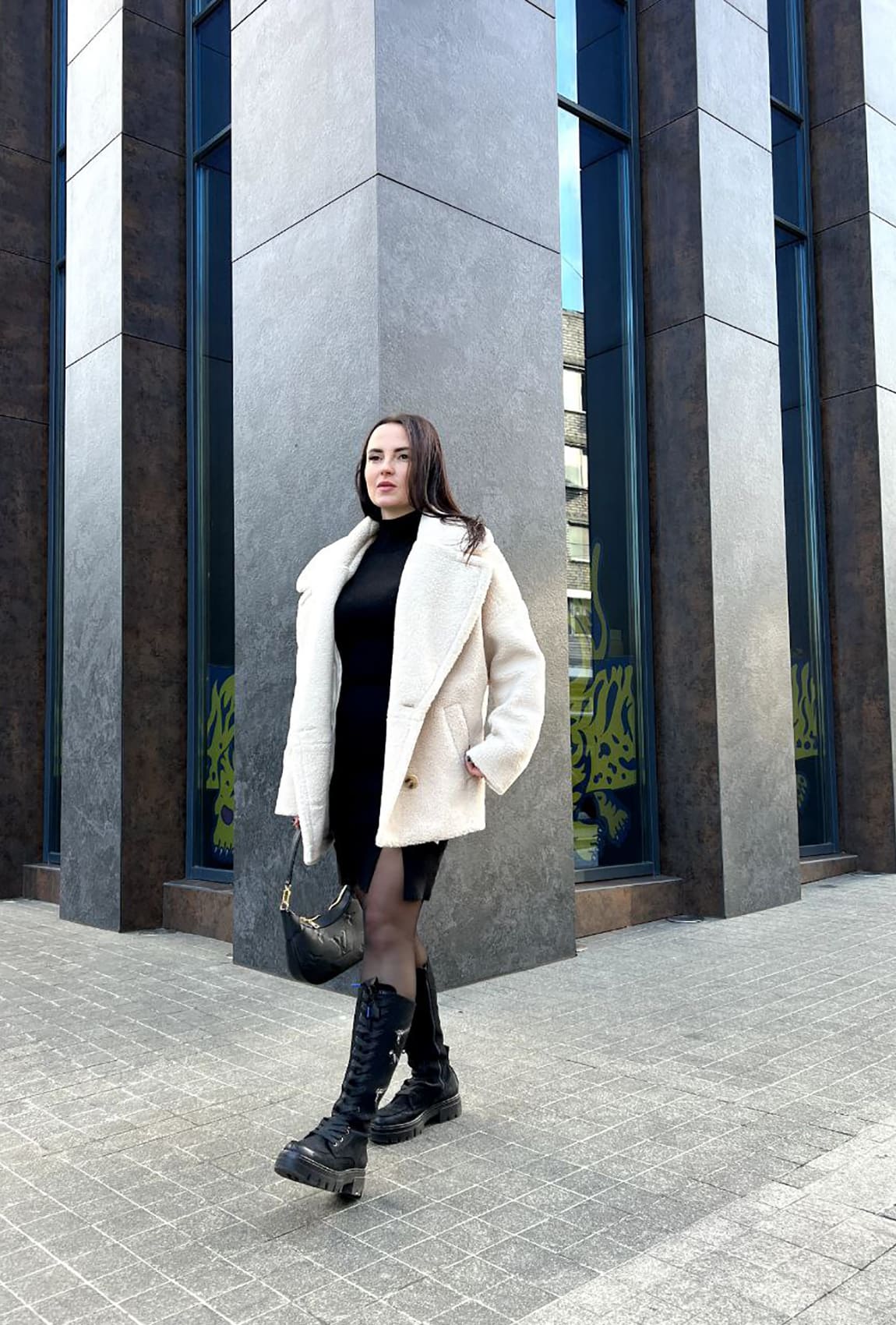 Коротка молочна шуба з овчини — 540046. Maritel Коротка молочна шуба з овчини — 540046. Maritel