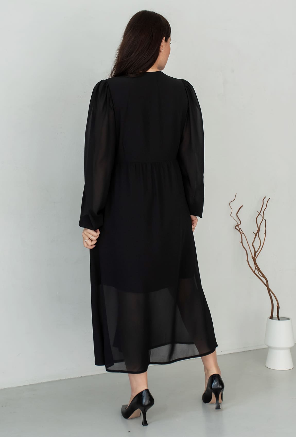 Черное платье шифон на пуговицах —  696028. Maritel. Изображенние 1