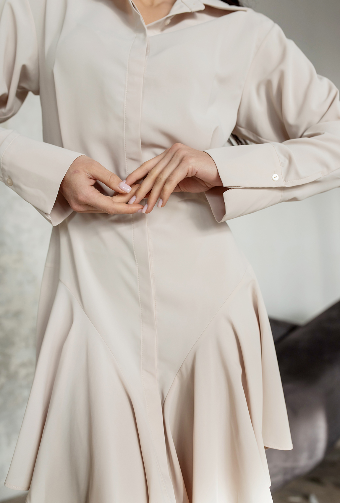 Сукня з воланом молоко —  521599. Maritel. Зображення 1