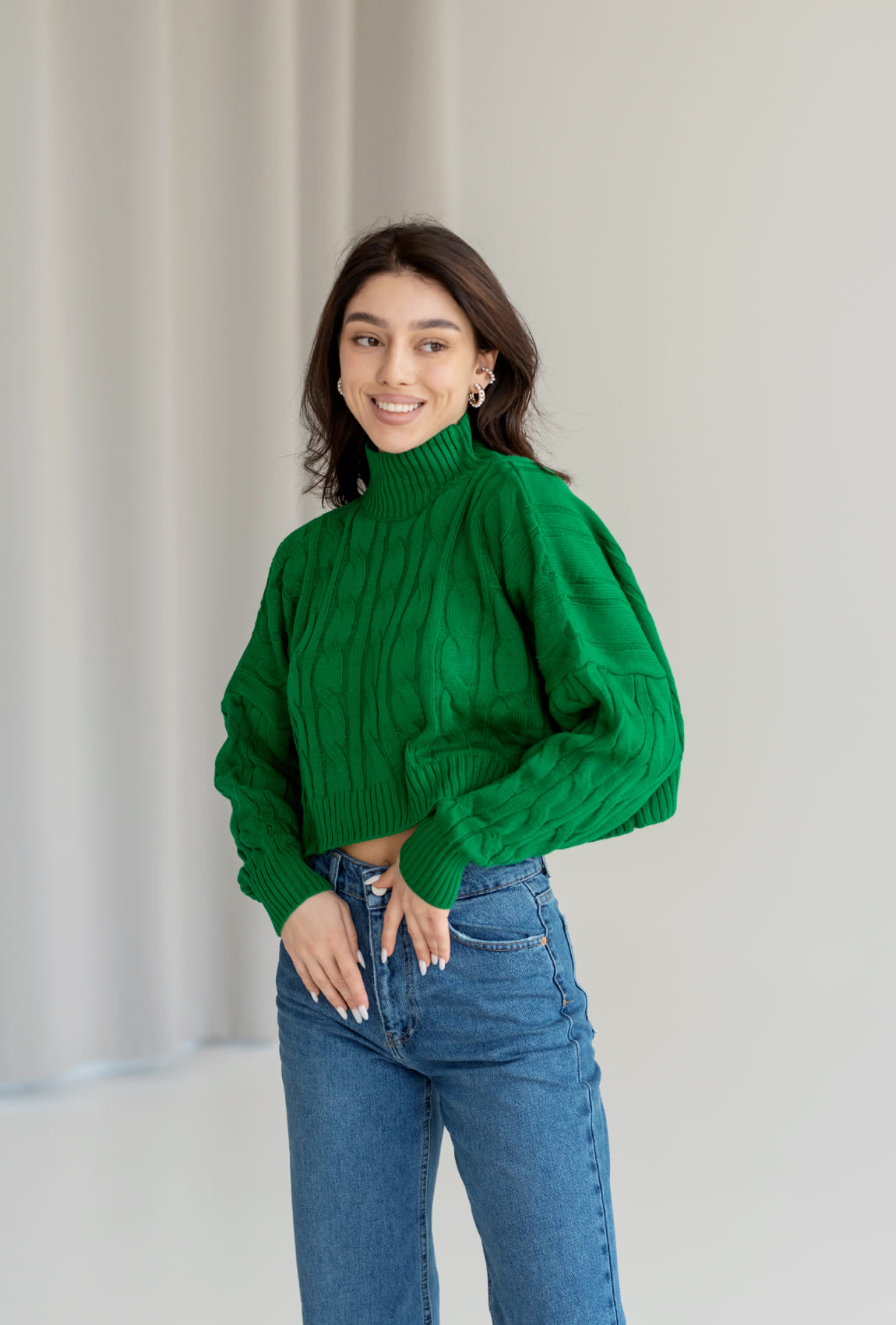 Зелений светр короткий коса — 712238. Maritel Зелений светр короткий коса — 712238. Maritel