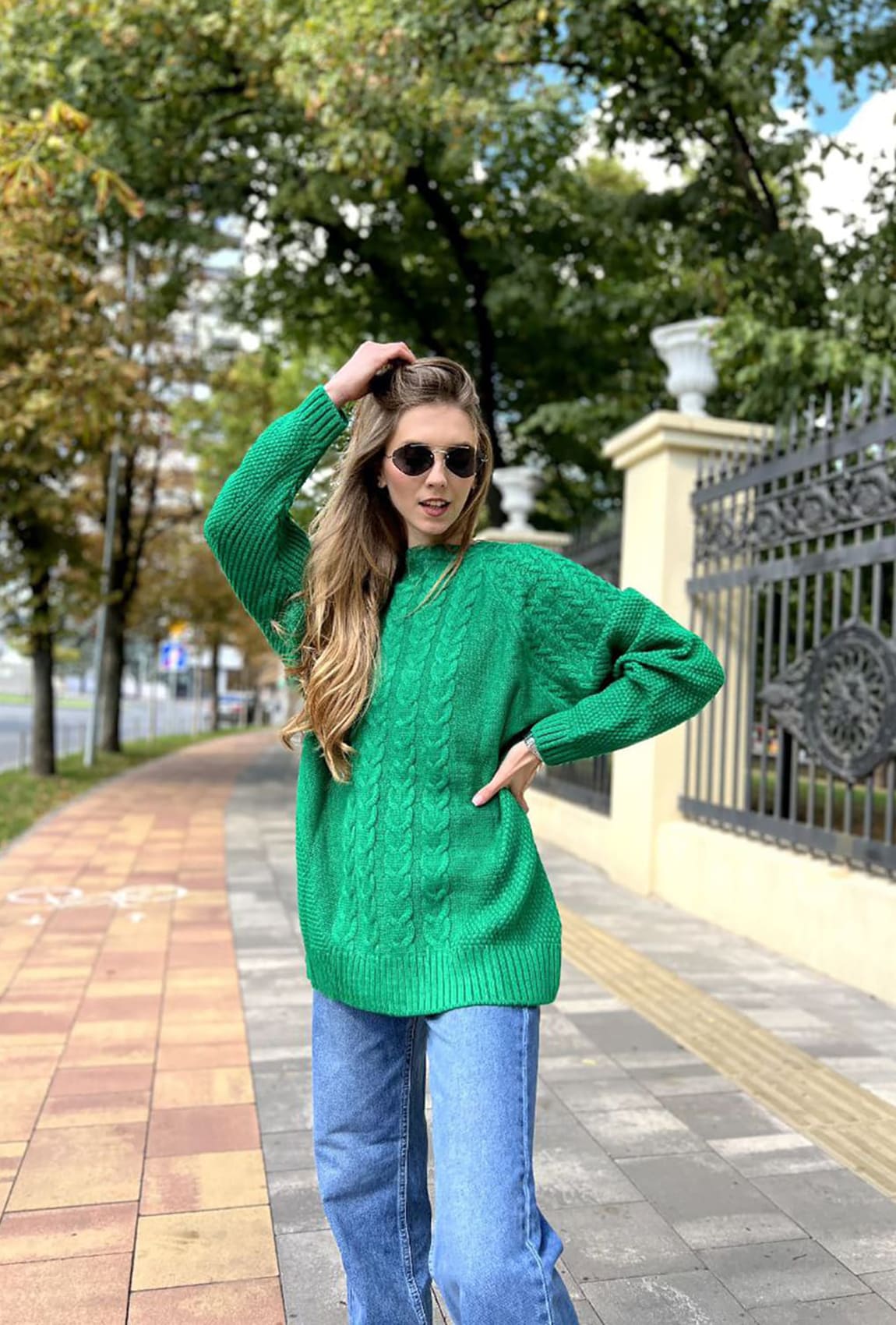 Зелений светр косичка — 918645. Maritel Зелений светр косичка — 918645. Maritel