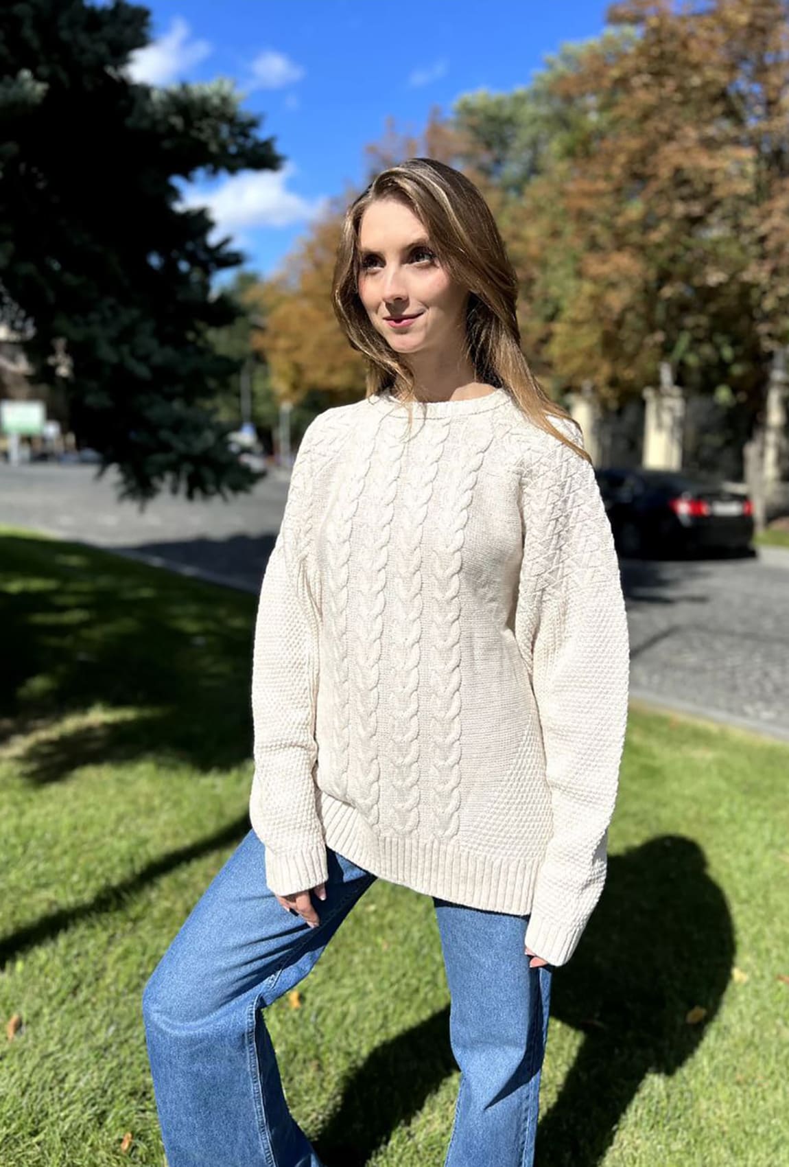 Бежевий светр косичка — 661805. Maritel Бежевий светр косичка — 661805. Maritel