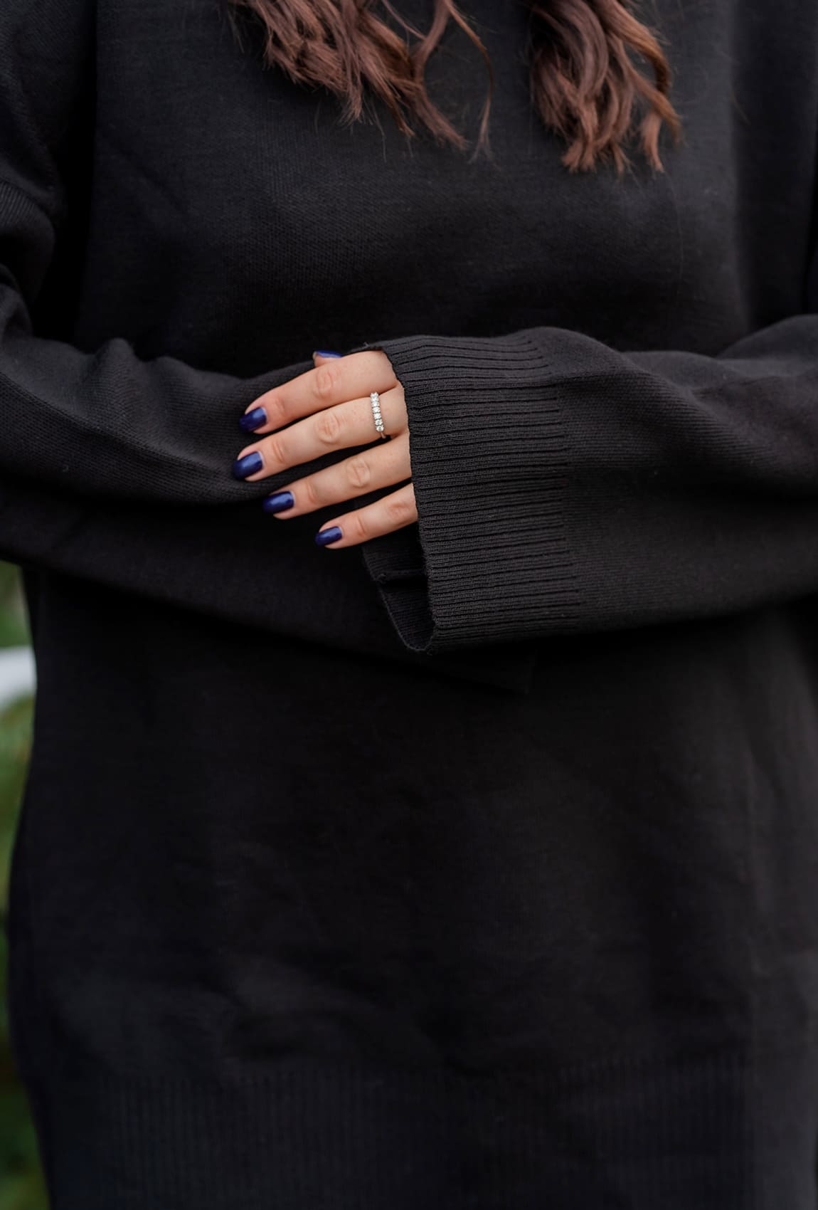 Чорний подовжений светр — 853708. Maritel. Зображення 2 Чорний подовжений светр — 853708. Maritel. Зображення 2