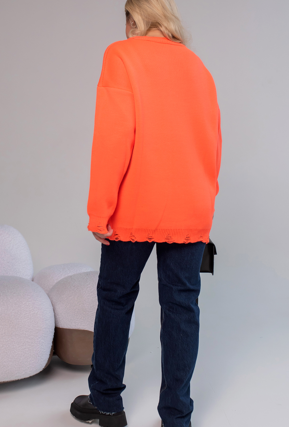 Помаранчевий в'язаний светр з рваним краєм — 244174. Maritel. Зображення 2 Помаранчевий в'язаний светр з рваним краєм — 244174. Maritel. Зображення 2