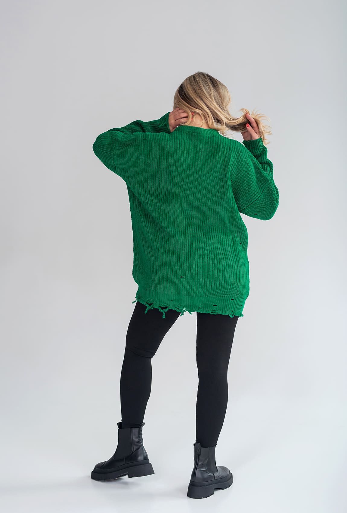 Зелений в'язаний светр з рваним краєм — 733061. Maritel. Зображення 1 Зелений в'язаний светр з рваним краєм — 733061. Maritel. Зображення 1