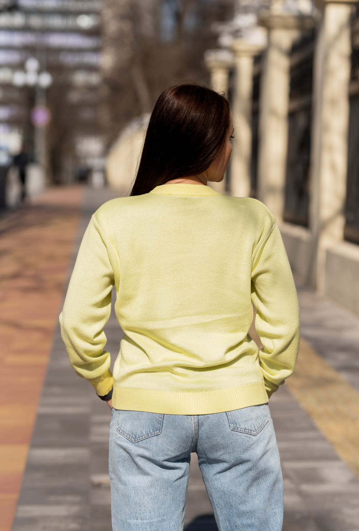 Жовтий светр в'язаний Україна — 612397. Maritel. Зображення 2 Жовтий светр в'язаний Україна — 612397. Maritel. Зображення 2