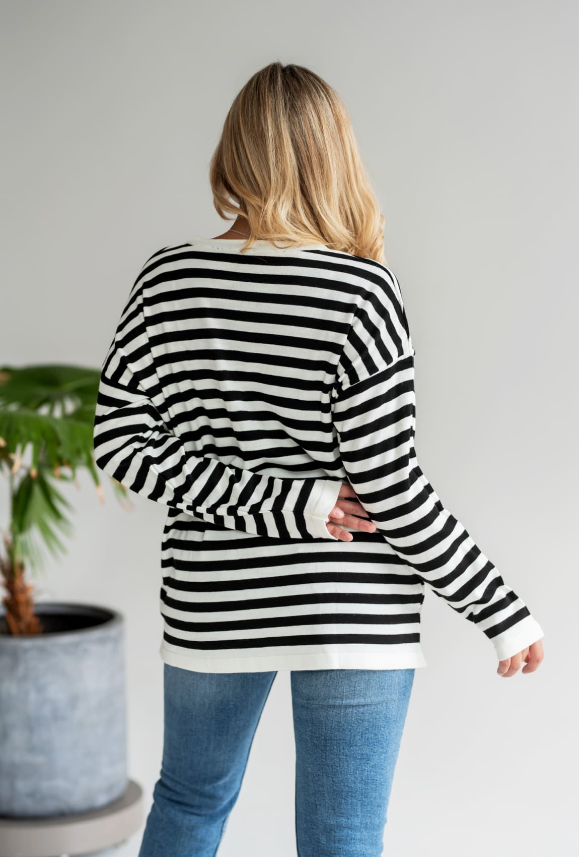 Чорна кофта тільник  —  499666. Maritel. Зображення 2