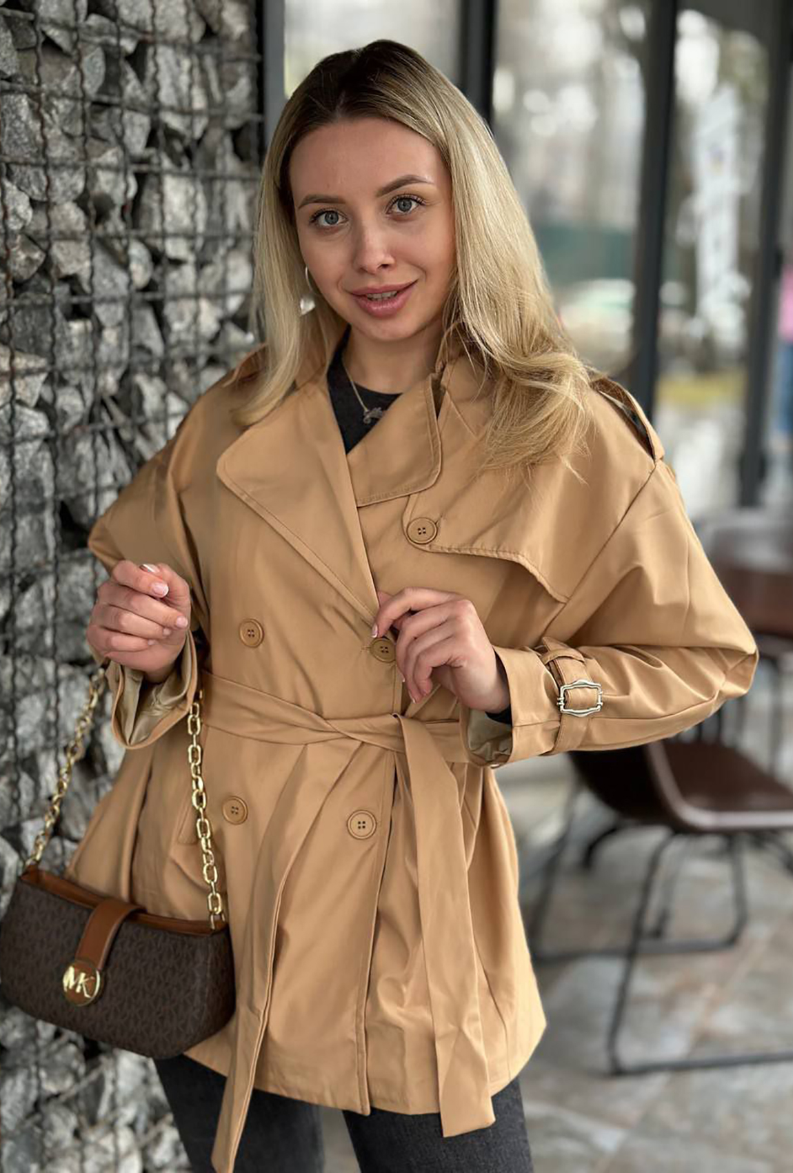Бежевый тренч короткий  —  415253. Maritel
