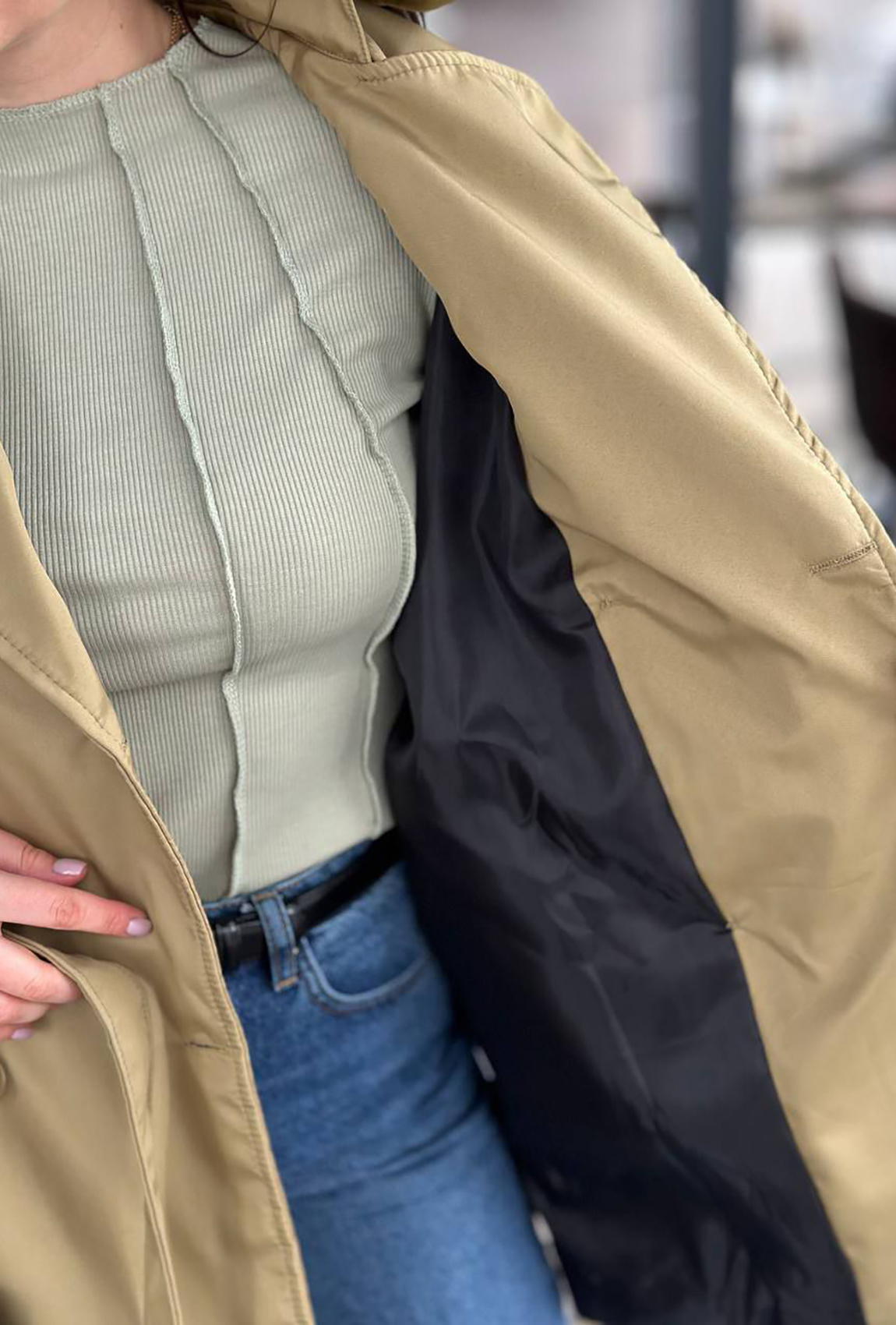 Оливковый тренч короткий — 724834. Maritel. Изображенние 2 Оливковый тренч короткий — 724834. Maritel. Изображенние 2