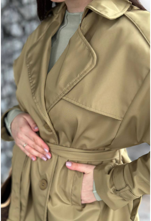 Оливковый тренч короткий — 724834. Maritel. Изображенние 1 Оливковый тренч короткий — 724834. Maritel. Изображенние 1