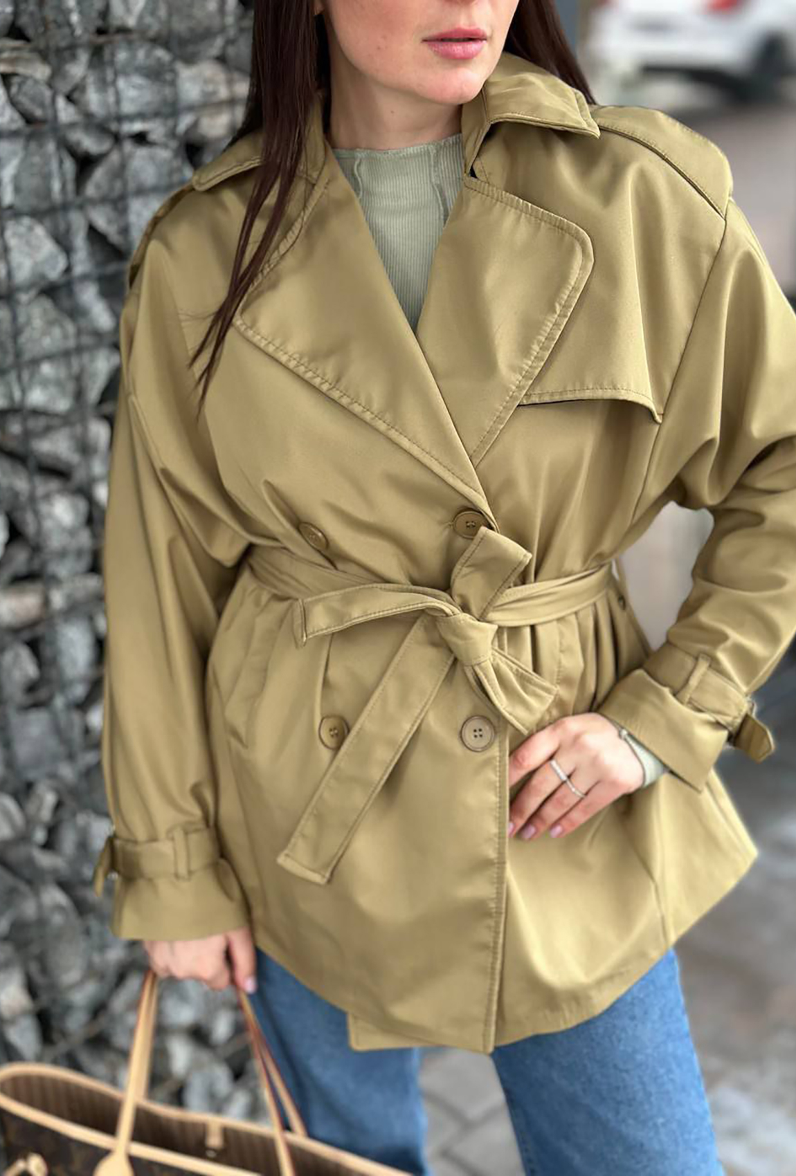 Оливковый тренч короткий — 724834. Maritel. Изображенние 3 Оливковый тренч короткий — 724834. Maritel. Изображенние 3