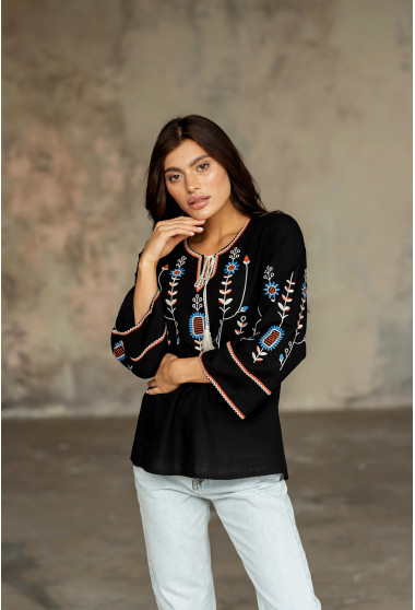 Черная вышиванка с подсолнухом. Maritel. Изображенние 3