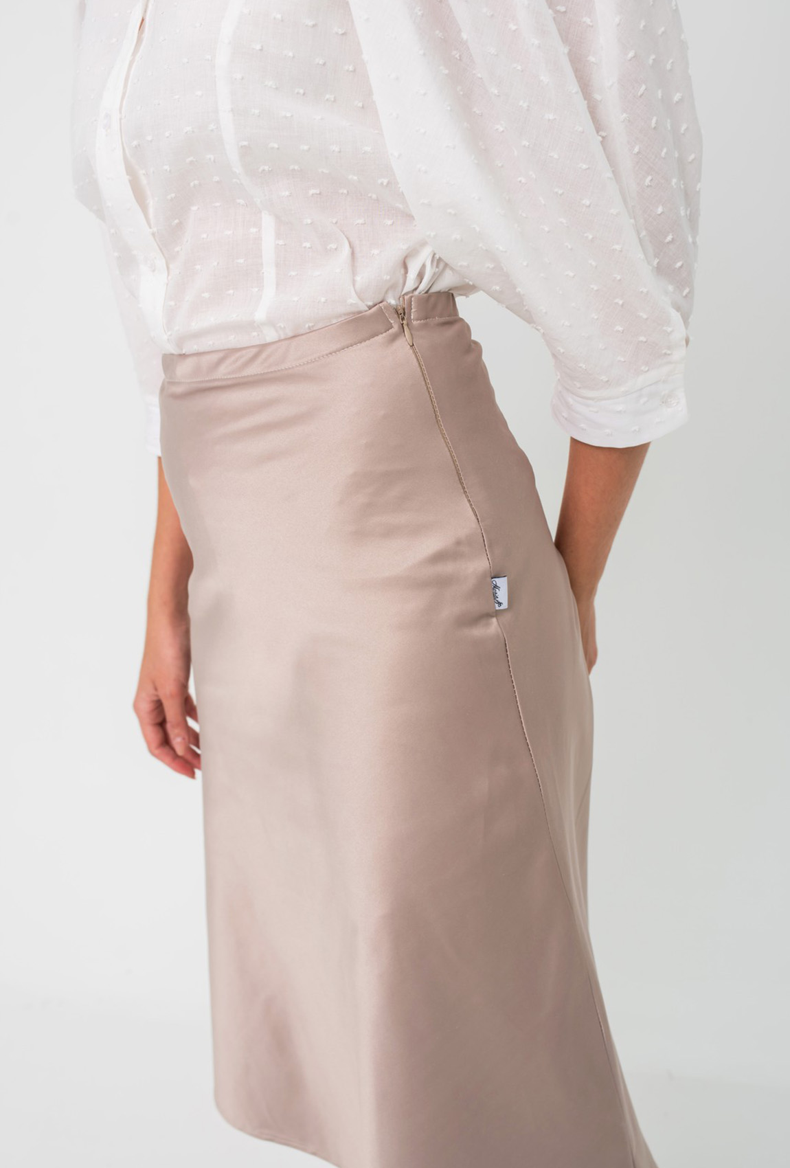 Пудровая шелковая юбка — 783773. Maritel. Изображенние 1 Пудровая шелковая юбка — 783773. Maritel. Изображенние 1