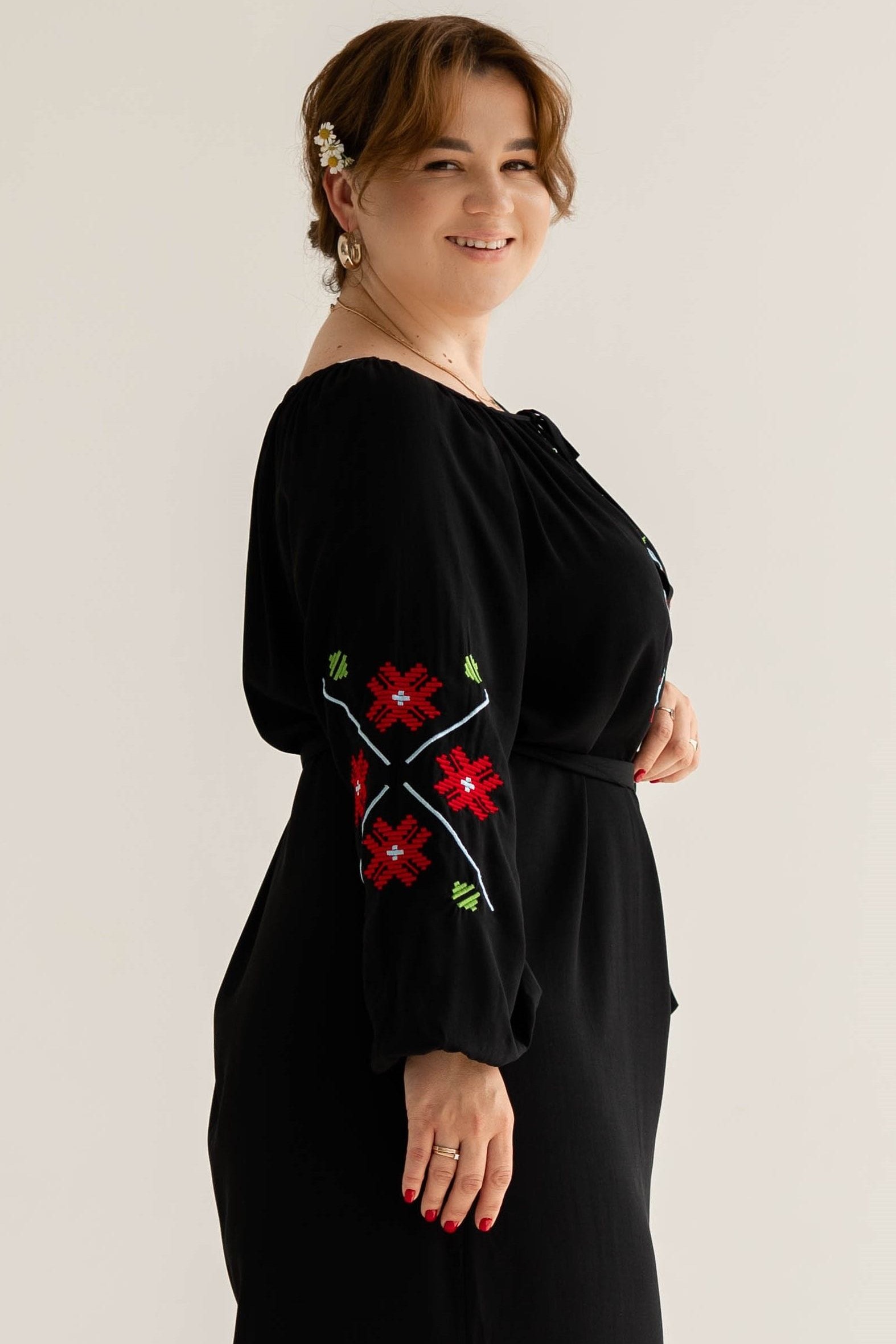 Черное платье Украина с вышивкой - 773435. Maritel. Изображенние 3  Черное платье Украина с вышивкой - 773435. Maritel. Изображенние 3