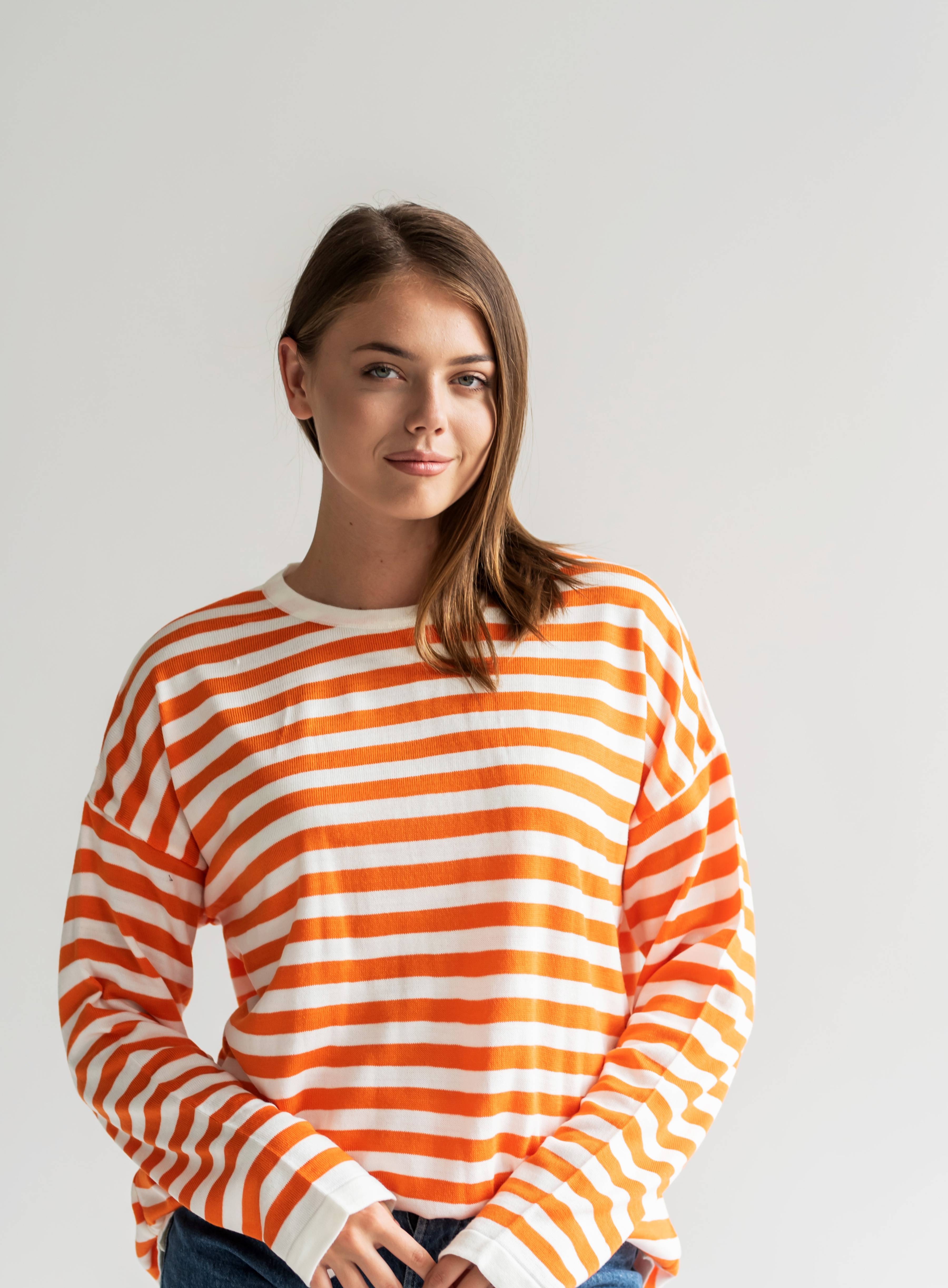 Помаранчевий тільник в'язка  —  763858. Maritel