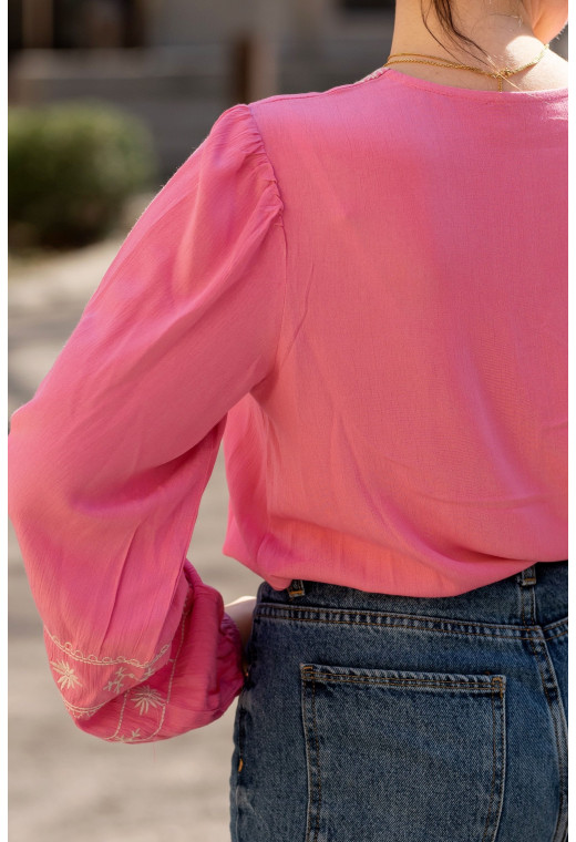 Розовая вышиванка — 473592. Maritel. Изображенние 2 Розовая вышиванка — 473592. Maritel. Изображенние 2