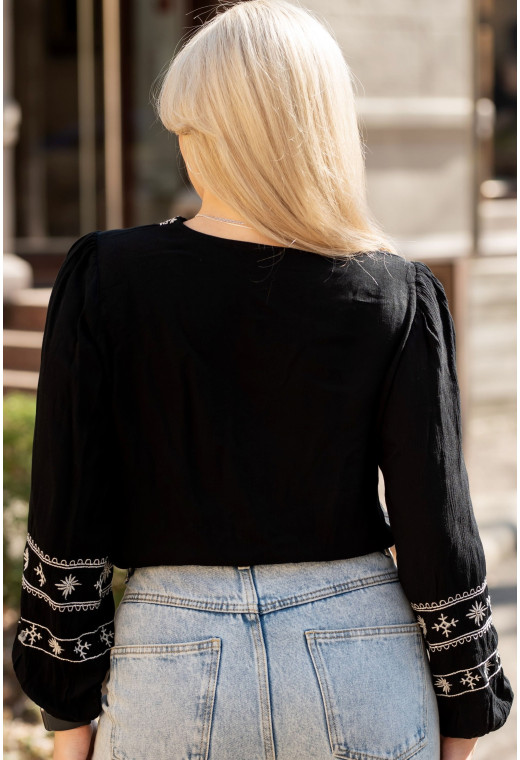 Черная Вышиванка — 235262. Maritel. Изображенние 2 Черная Вышиванка — 235262. Maritel. Изображенние 2